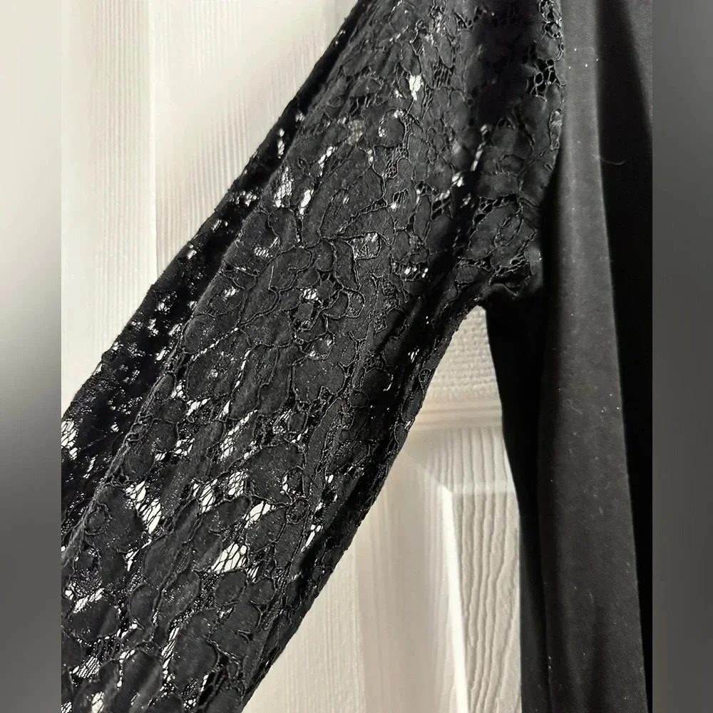 Rose + Olive Lace Sleeve Top - Picture 3 of 6